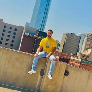 Meet your Posher, Leonel